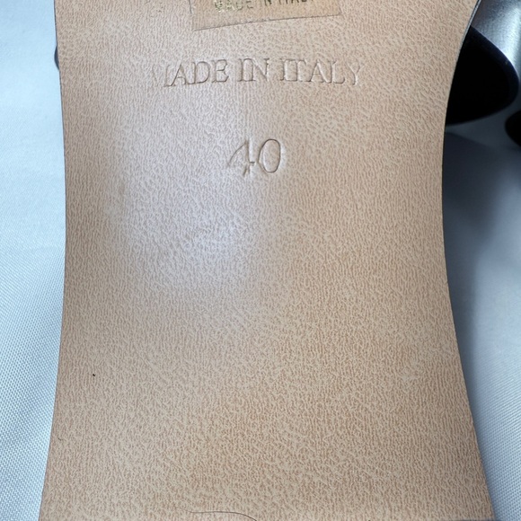 Emanuele Crasto Silver Metallic Leather Slides Sandals Made in Italy Size 40 - Picture 6 of 7